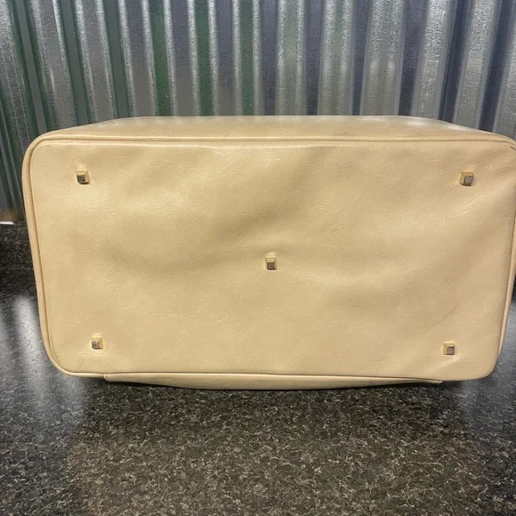 NWT Beis Weekender Bag - Picture 9 of 9